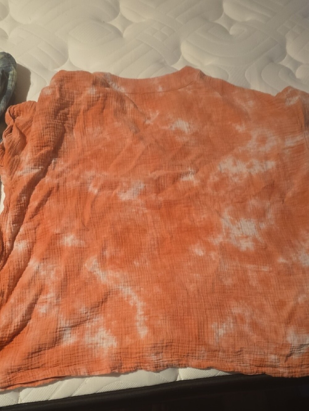 Wonderly Tie-Dye Short Sleeve Tops - Blue, Green, Orange - Picture 6 of 8